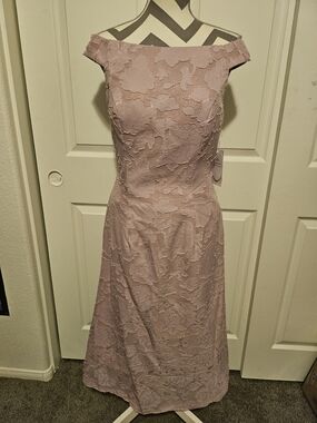 Off-Shoulder Pink Floral Lace A-Line Dress